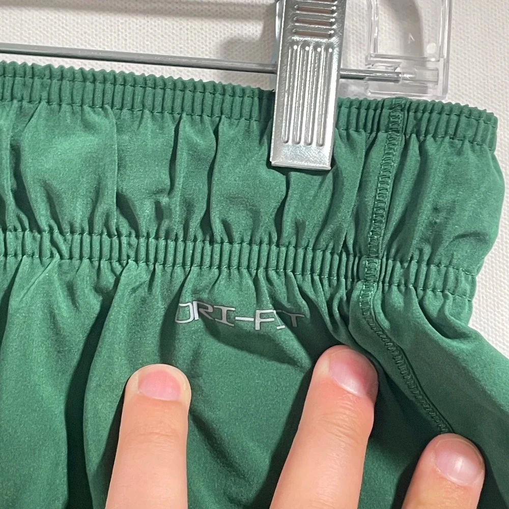 Jordan Mens Dri-FIT Athletic Shorts Green Jumpman Varsity B DQ7902-315 Size L